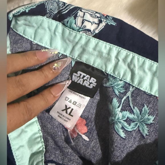 STAR WARS Hawaiian Men's button down Relaxed Shirt-Navy Blue size XL - Picture 8 of 8